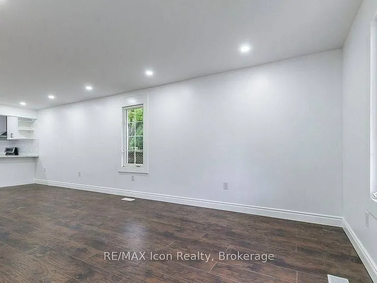 1270 Spring Gardens Rd — Photo 8