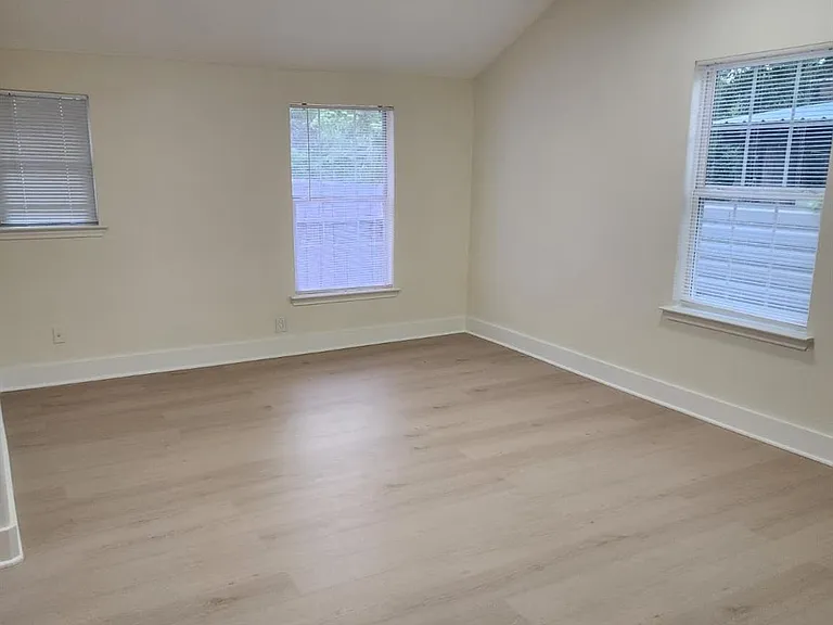 6239 Carver Rd — Photo 10