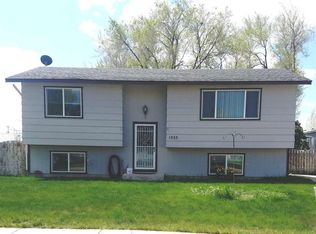 1555 Garnet Dr, Pocatello, ID 83202