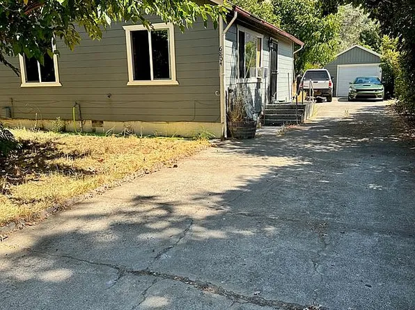 6804 Crump Ave, Nice, CA 95464