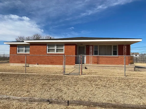 808 W Wisconsin St, Fritch, TX 79036