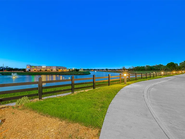 10719 Mason Rd #6 — Photo 44