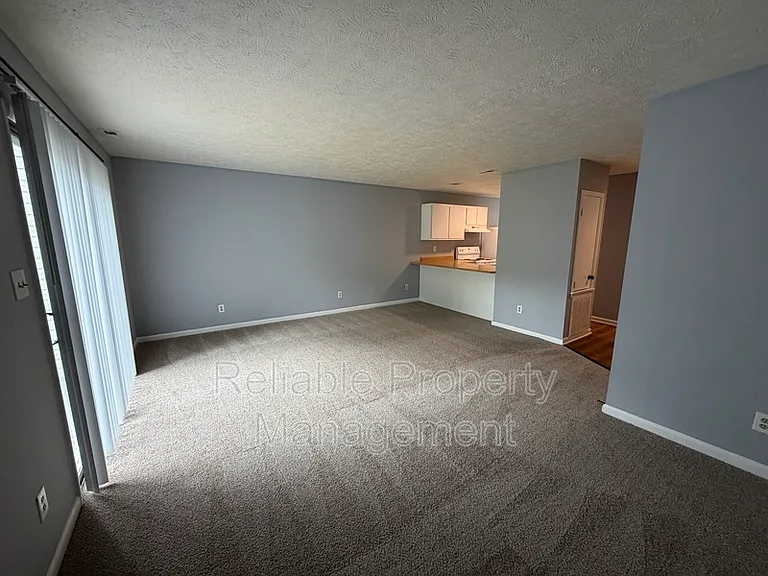 1405 Tangora Ln — Photo 7