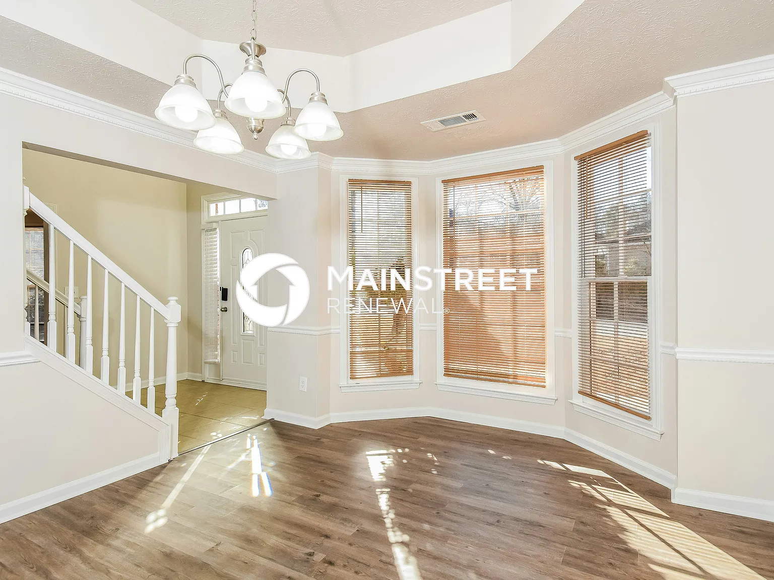 480 Washington Dr — Photo 4