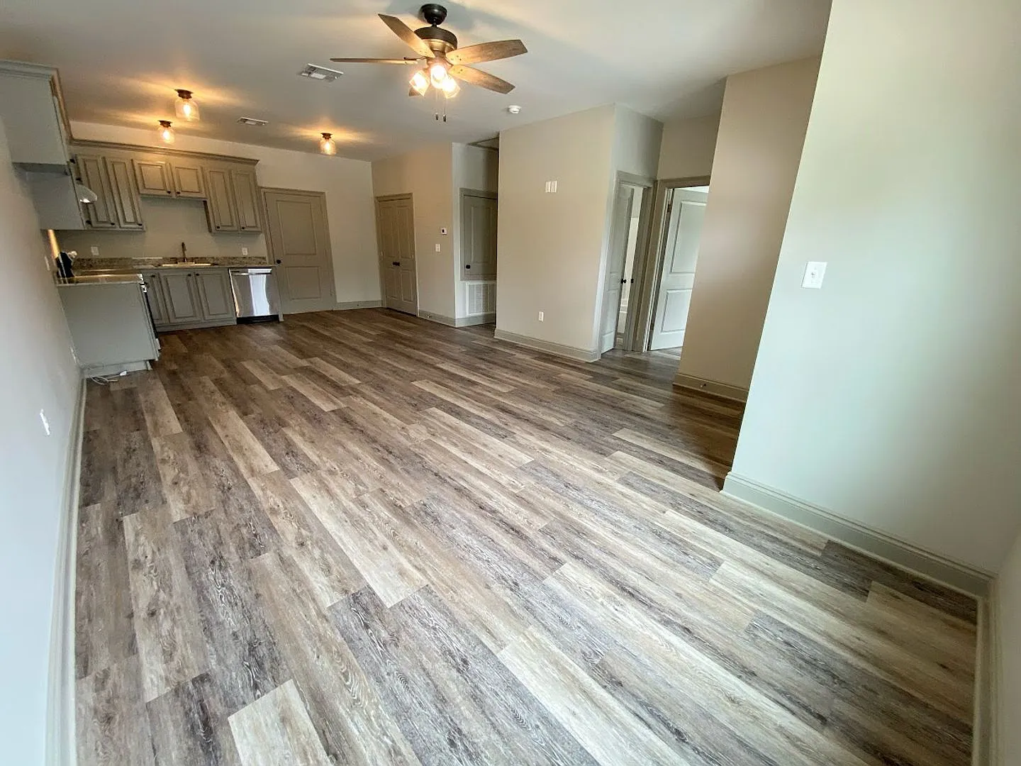 Duplex for Rent: 925 Shafer Street - C1, Westlake, LA 70669 — Photo 3