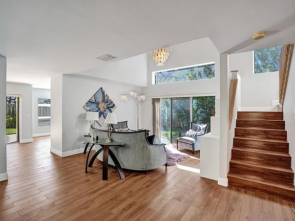 5th image of 1000 NW 103rd Avenue