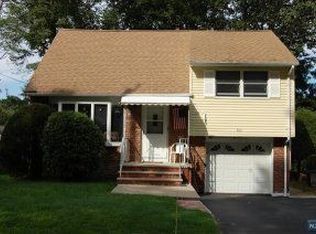 163 Linden Rd, Wayne, NJ 07470