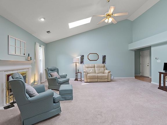 5th image of 809 Chilesburg Ct