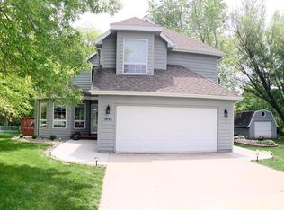 30768 Deer Dr, Huxley, IA 50124