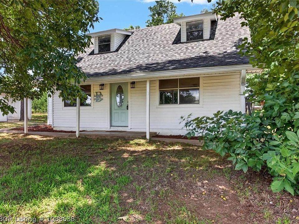 1st image of 1101 Huckleberry Ln