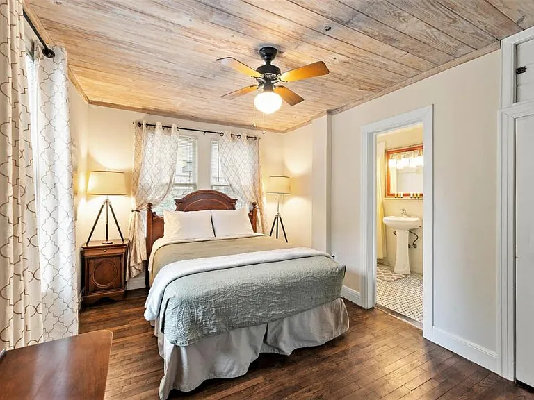 1629 Waterston Ave #A — Photo 24