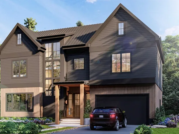 33 Meadowbrook Rd, Brookline, MA 02467