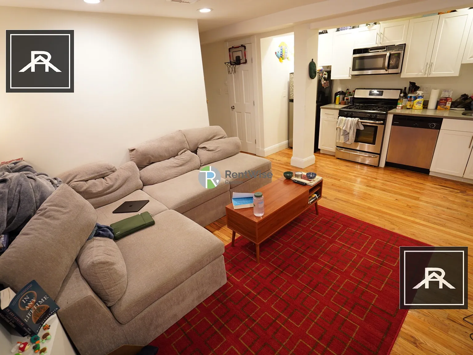 2 bed, 1.5 bath, $2,800 — Photo 3