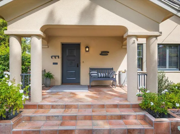 1033 Guinda St, Palo Alto, CA 94301
