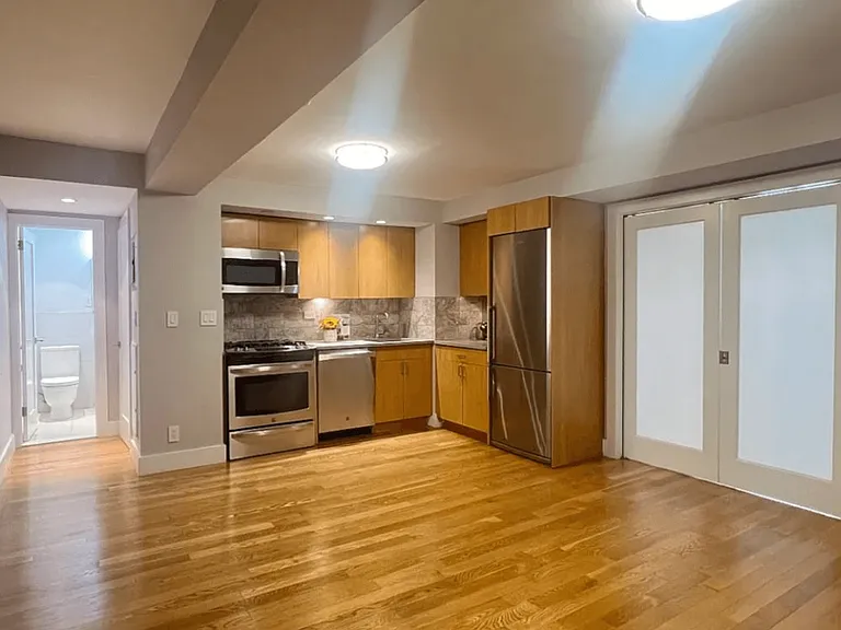 752 W End Ave #3F — Photo 3