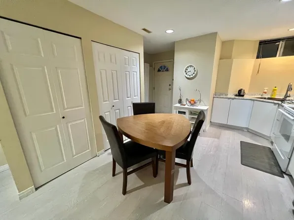 4864 Watling St #Basement, Burnaby, BC V5J 1W5
