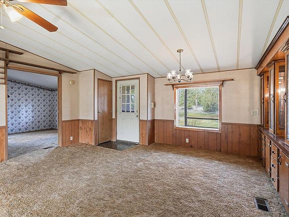 4th image of 11512 E Bridges Rd