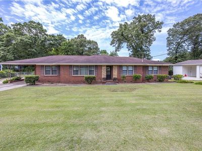 5201 Summerville Rd, Phenix City, AL, 36867