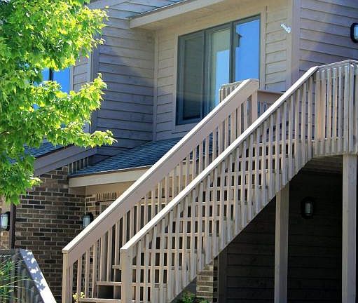3rd image of 198 Harbor Dr