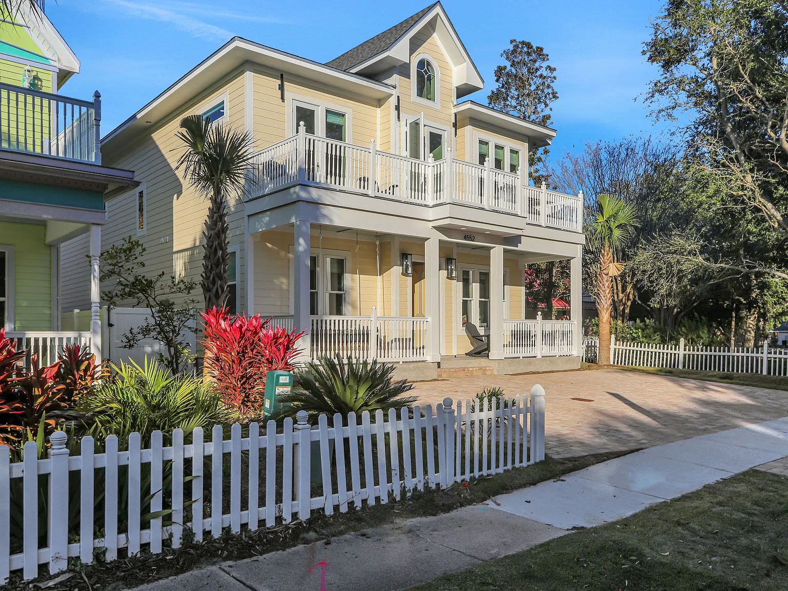 5 bed, 5.5 bath, 3450 sqft, $15,000 — Photo 4