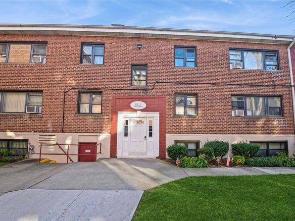 91 Tulip Avenue #LB4, Floral Park, NY 11001