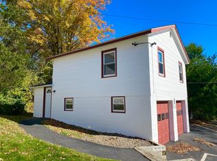 8 Veschi Ln S, Mahopac, NY 10541