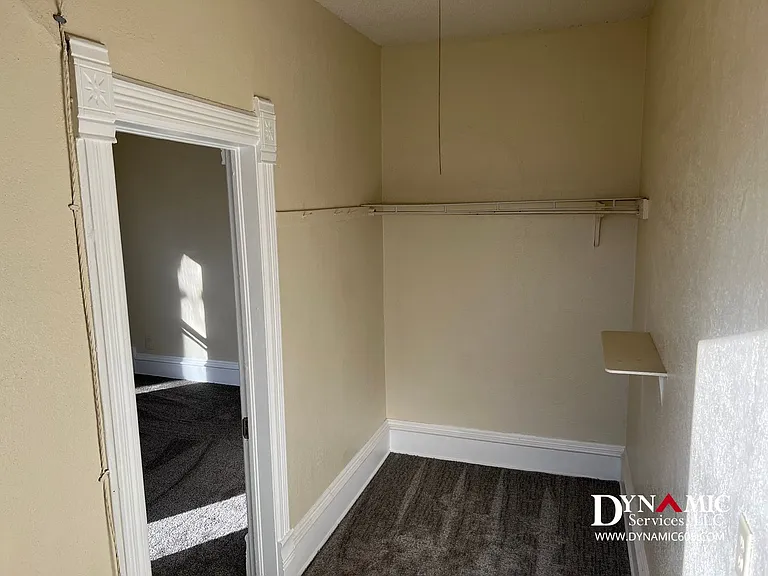424 W 12th St — Photo 25