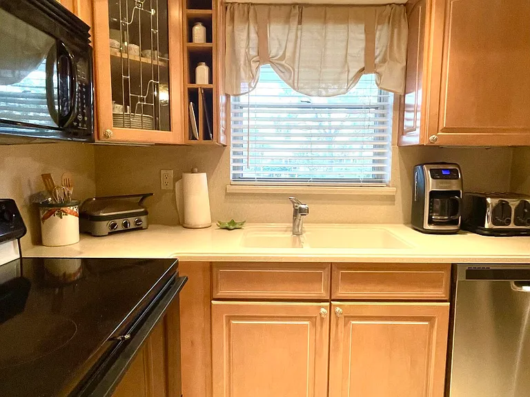 2929 SE Ocean Blvd #117 — Photo 7