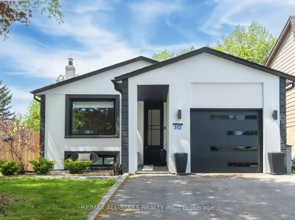 512 Sandford St, Newmarket, ON L3Y 5E3