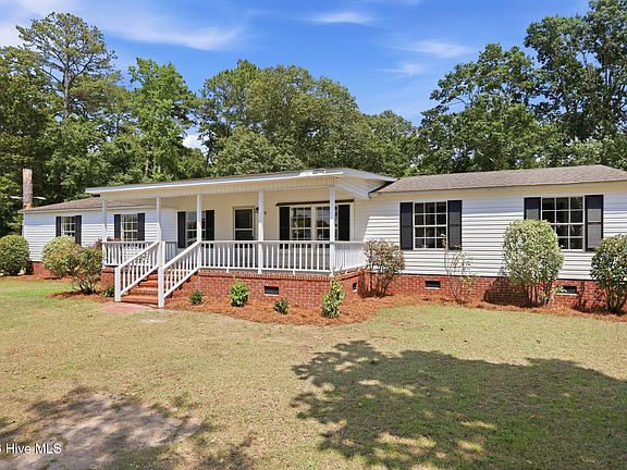 2nd image of 328 William Horice Circle