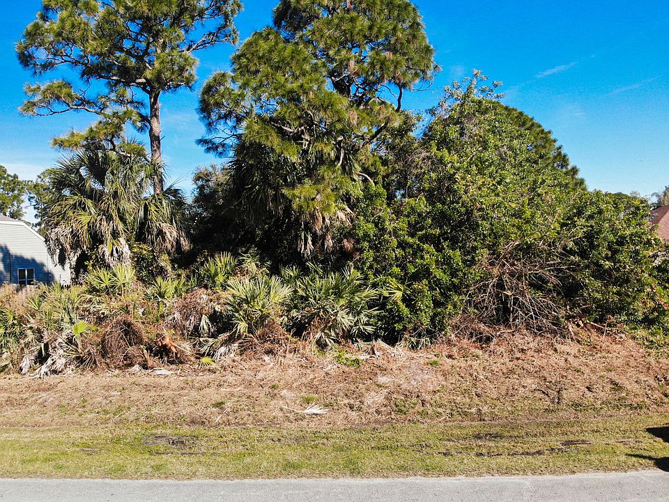 1st image of 365 SE Dalva Ave