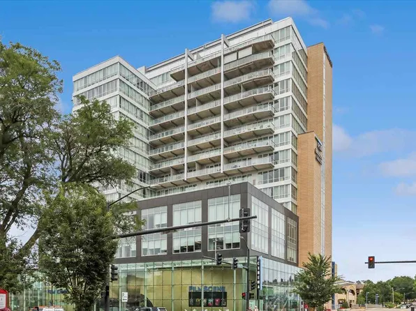 404 E College St #1407, Iowa City, IA 52240