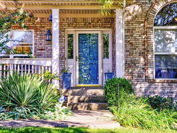 2nd image of 4207 Lake Spring Ct