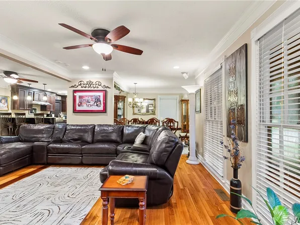 4333 Ridgewood Rd, Tuscaloosa, AL 35404