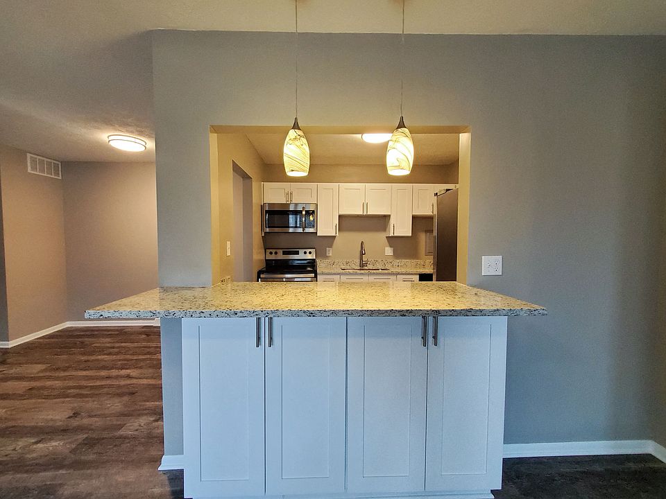 1st image of 21465 Detroit Rd #Bhw216c