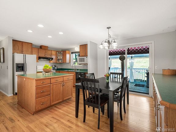4th image of 22205 50th Avenue Ct E