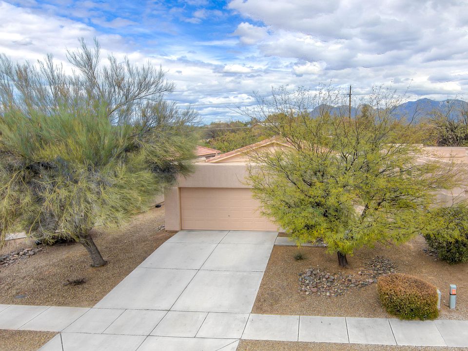 1st image of 5452 N Mesquite Bosque Way