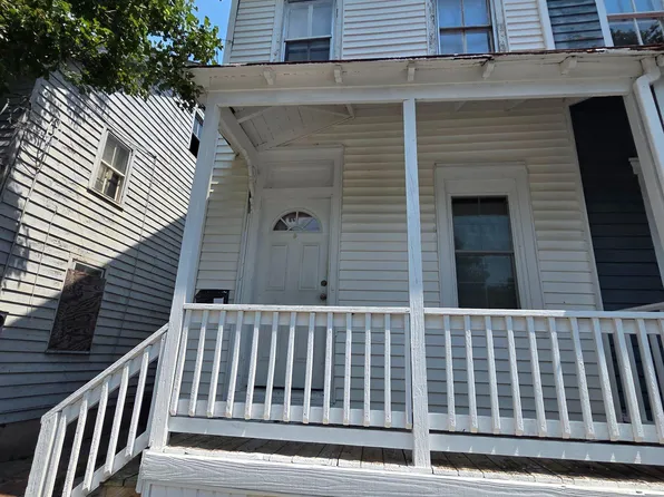 104 Thompson St, Salem, NJ 08079