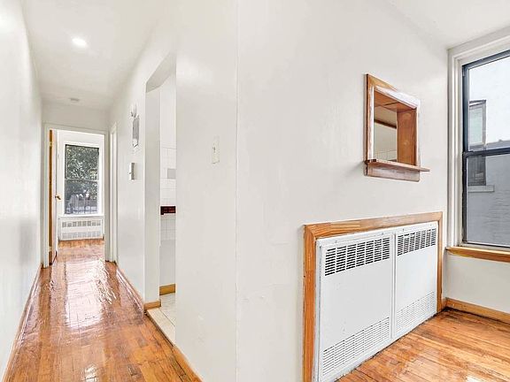 5th image of 26 W 131st St #5A