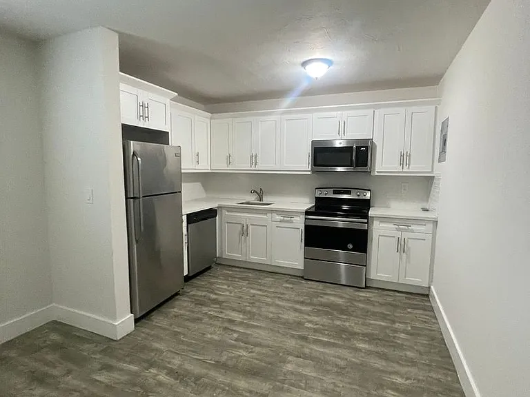 3270 W Trade Ave — Photo 26