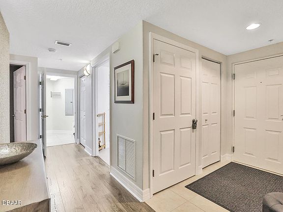5th image of 2071 S Atlantic Ave APT 402