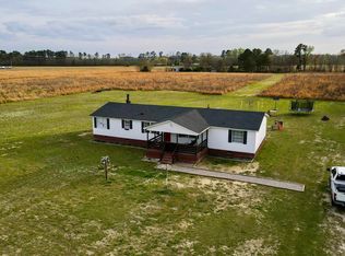 20700 Traders Rd, Laurel Hill, NC 28351