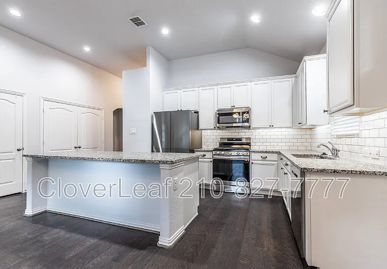 7938 Headwaters Trl — Photo 13