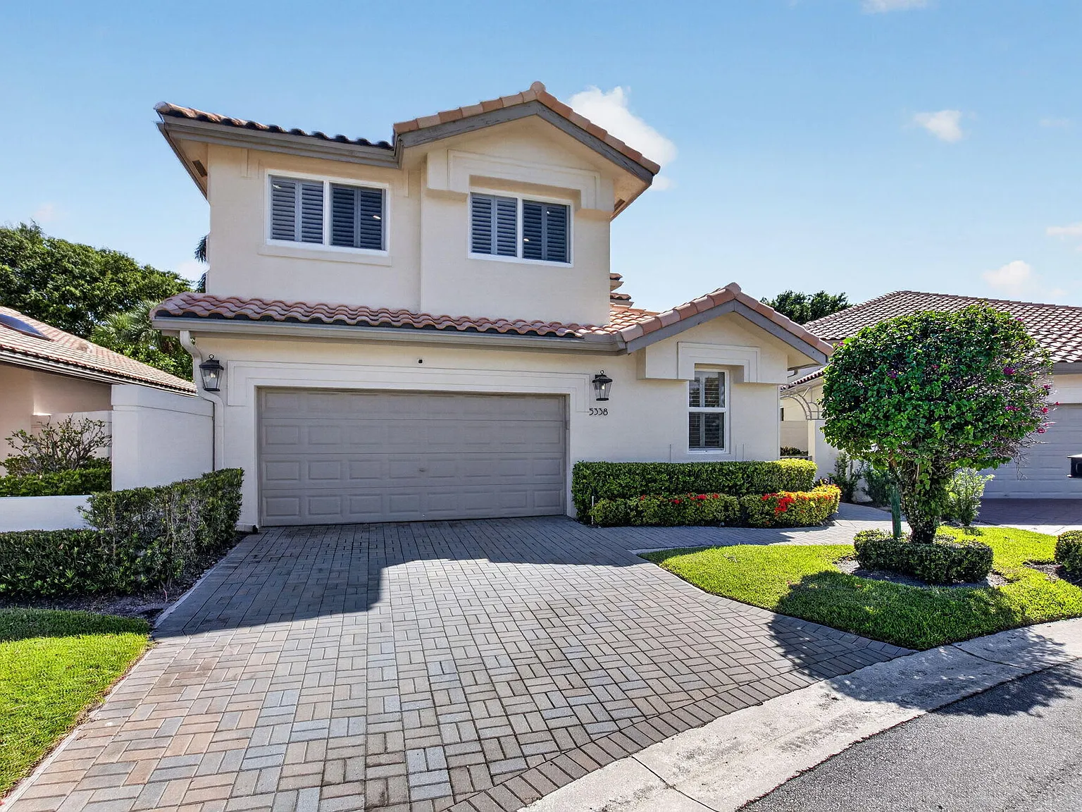 4 bed, 3.0 bath, 2444 sqft, $25,000 — Photo 3