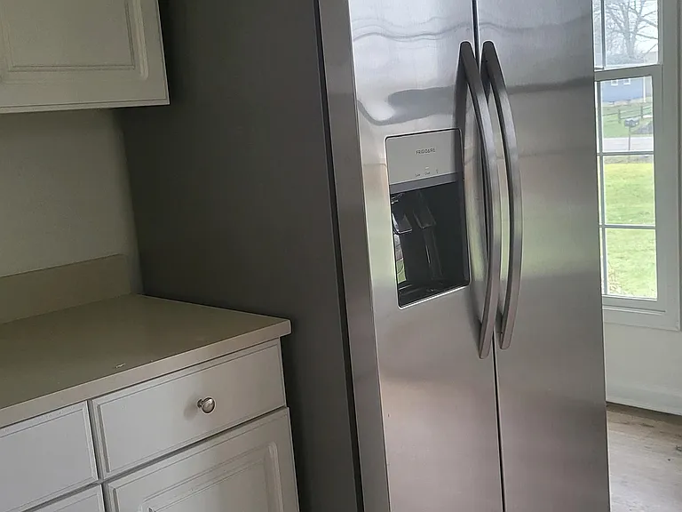 6481 Goodrich Rd — Photo 13
