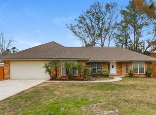 819 Richmond Ct, Orange Park, FL 32065