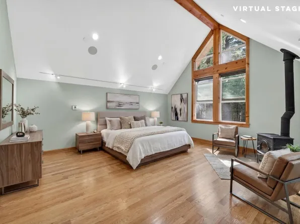 (undisclosed Address), Redwood City, CA 94062