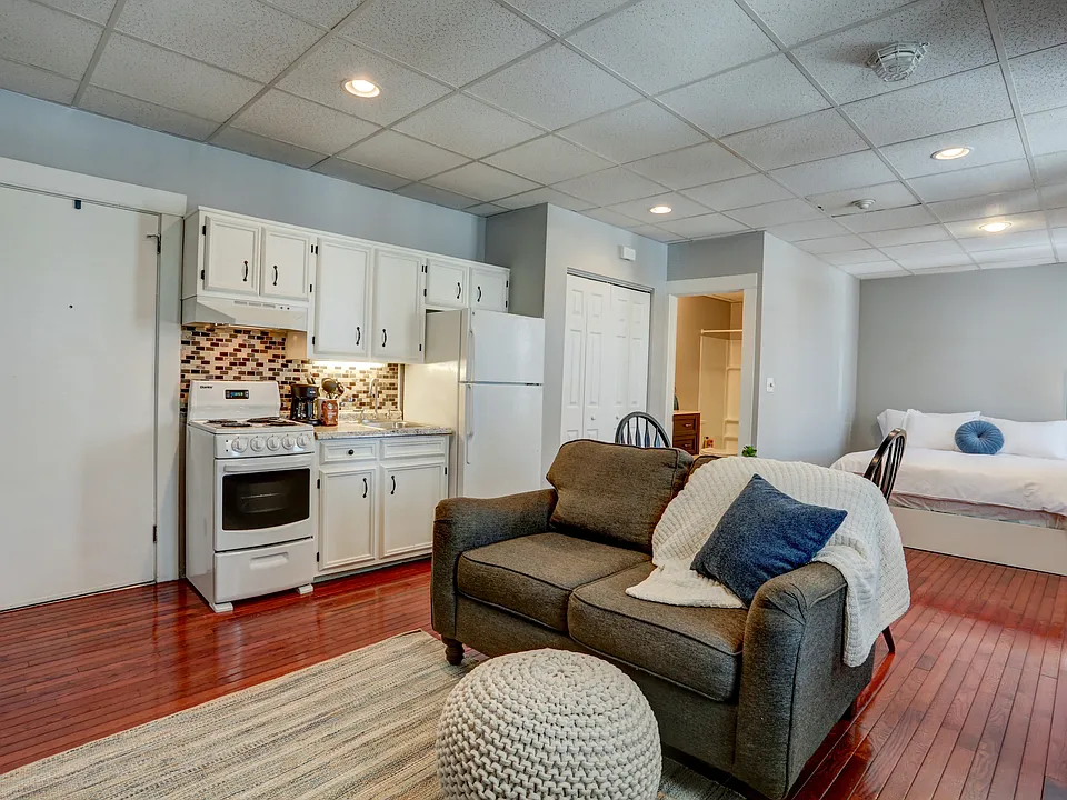 1101 Millersville Pike #3