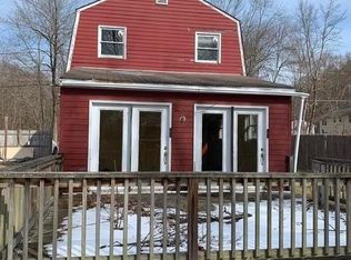 13 Crestwood Rd, Carmel, NY 10512