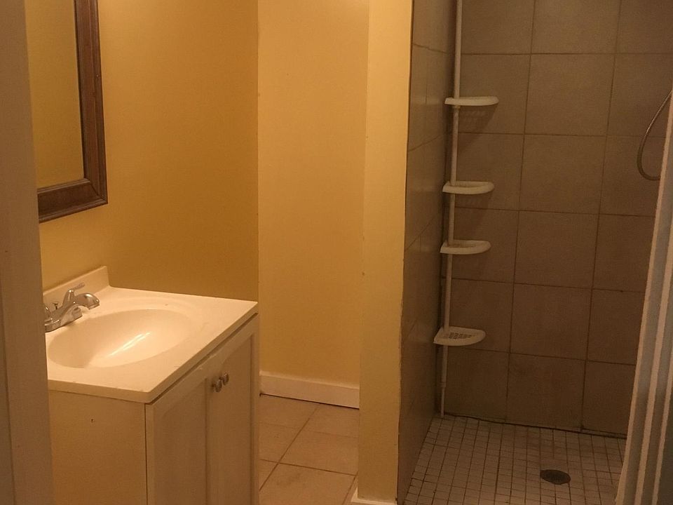 2nd image of 54 W Tallmadge Ave APT 3